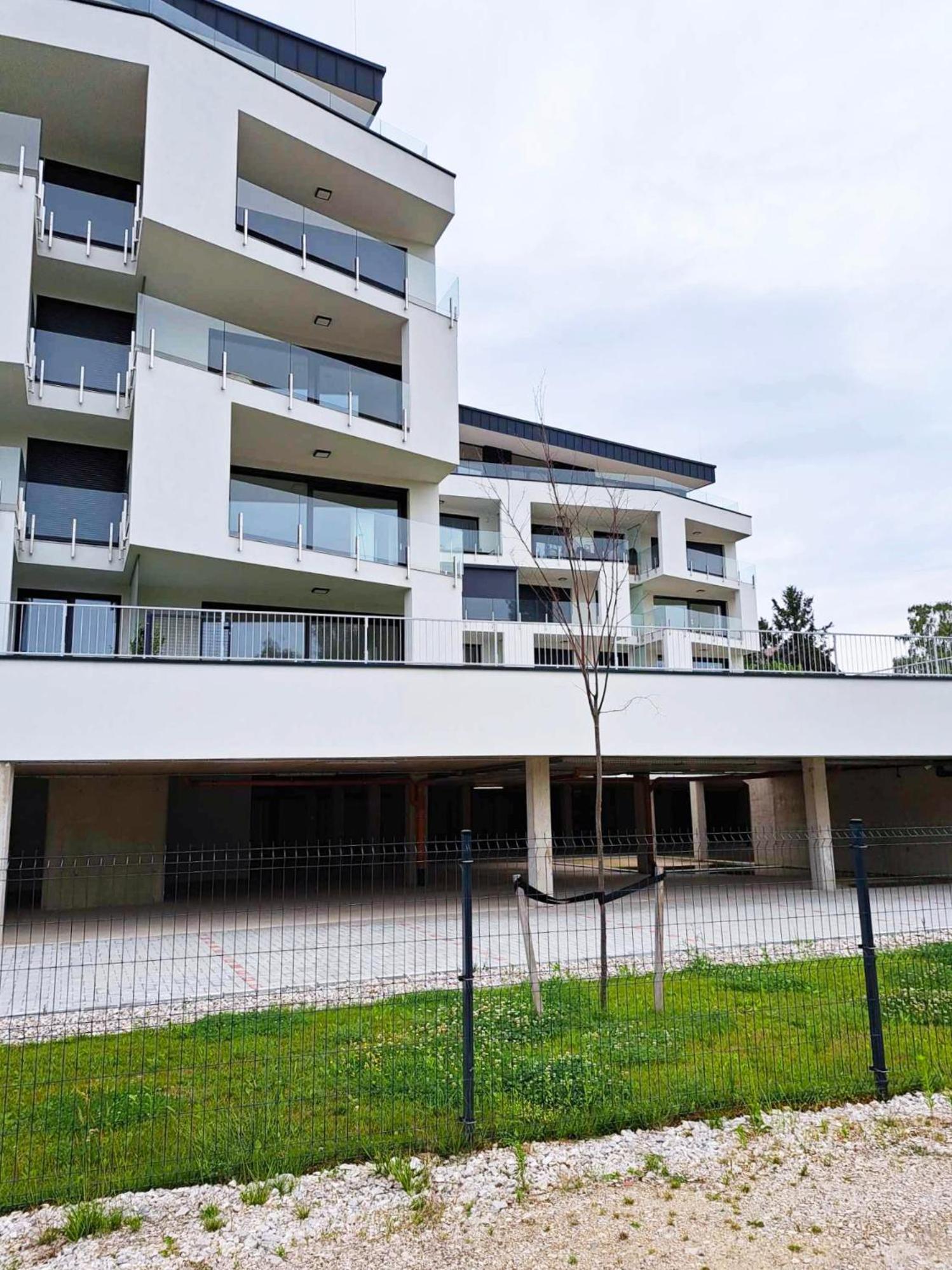 Helikon Terrace Susanne Apartment Keszthely Eksteriør billede